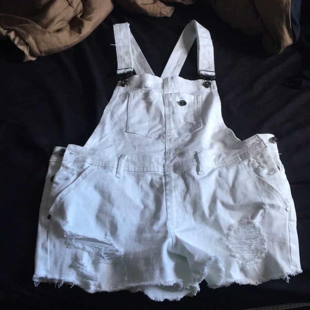 Overall shorts